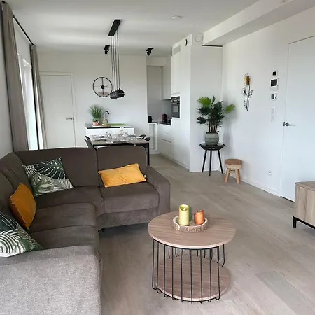 Luxury 2-bedroom With Spacious Sun Terrace T131 Apartment