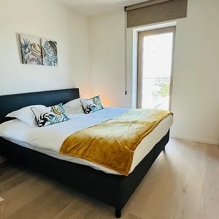 Apartment Luxury 2-bedroom With Spacious Sun Terrace T131