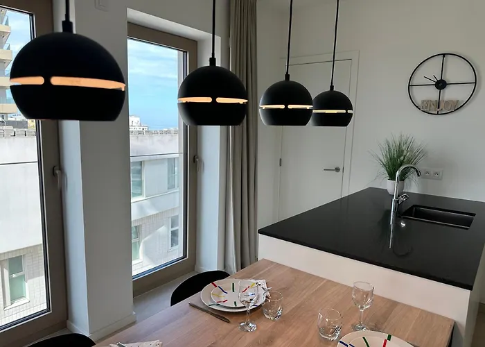 Appartement Luxury 2-bedroom With Spacious Sun Terrace T131 *
