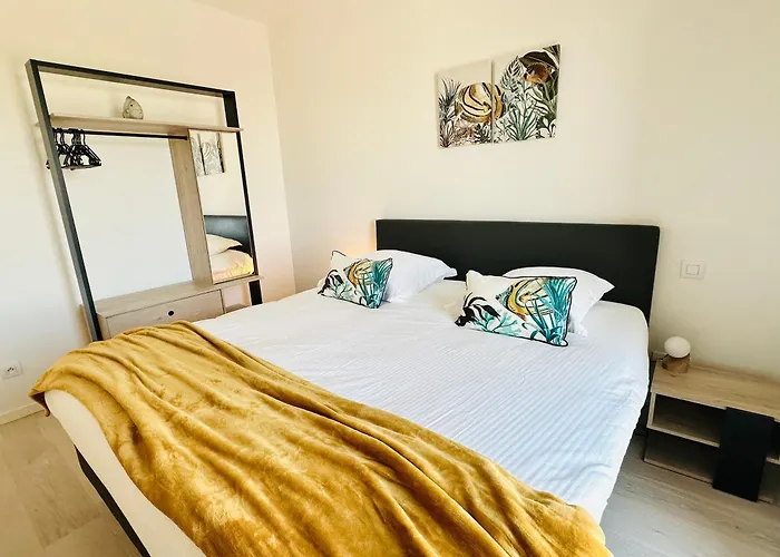 Apartment Luxury 2-bedroom With Spacious Sun Terrace T131 Ostend